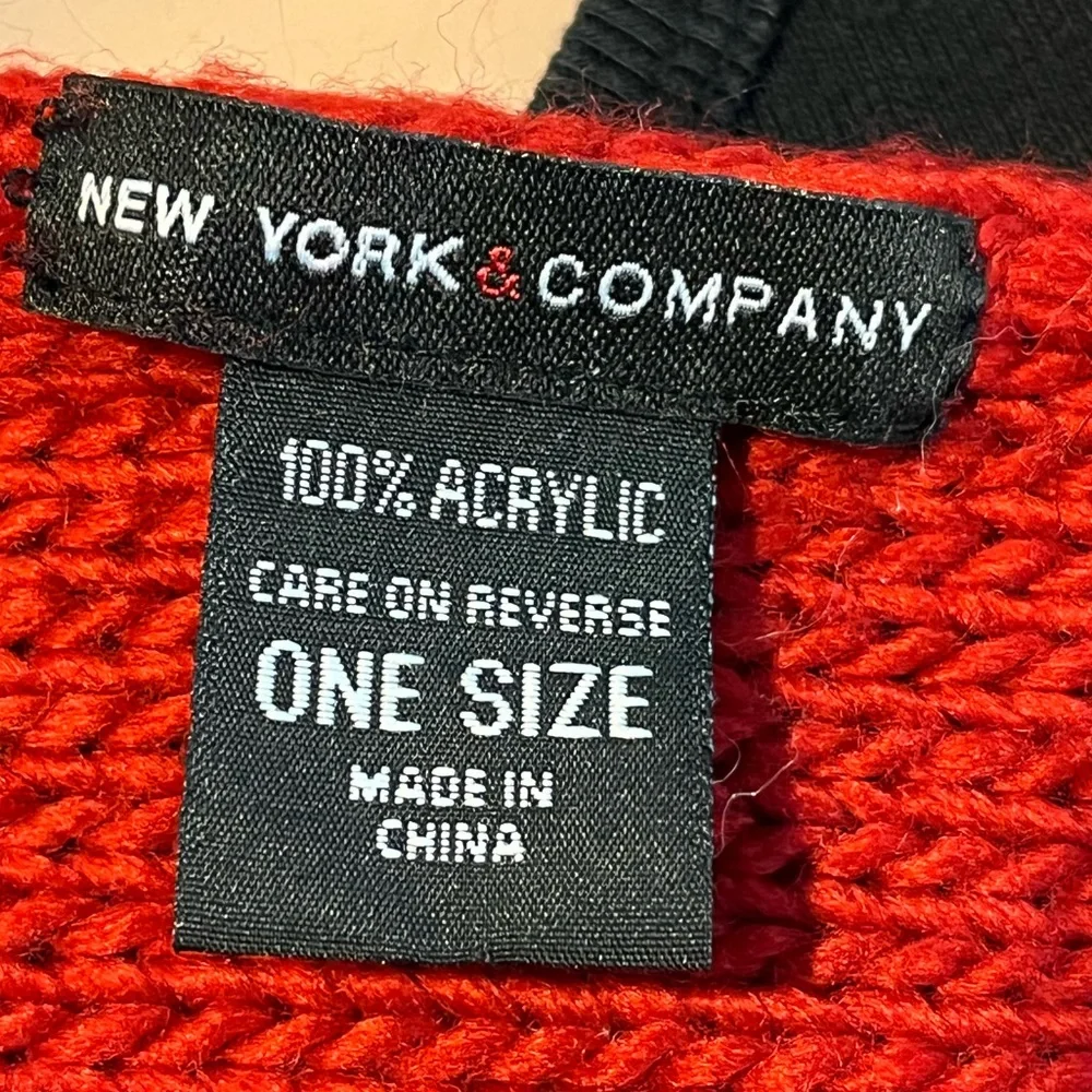 New York & Company Beanie Hat and Matching Scarf 2pc set, Red White Black | OS - Picture 11 of 13